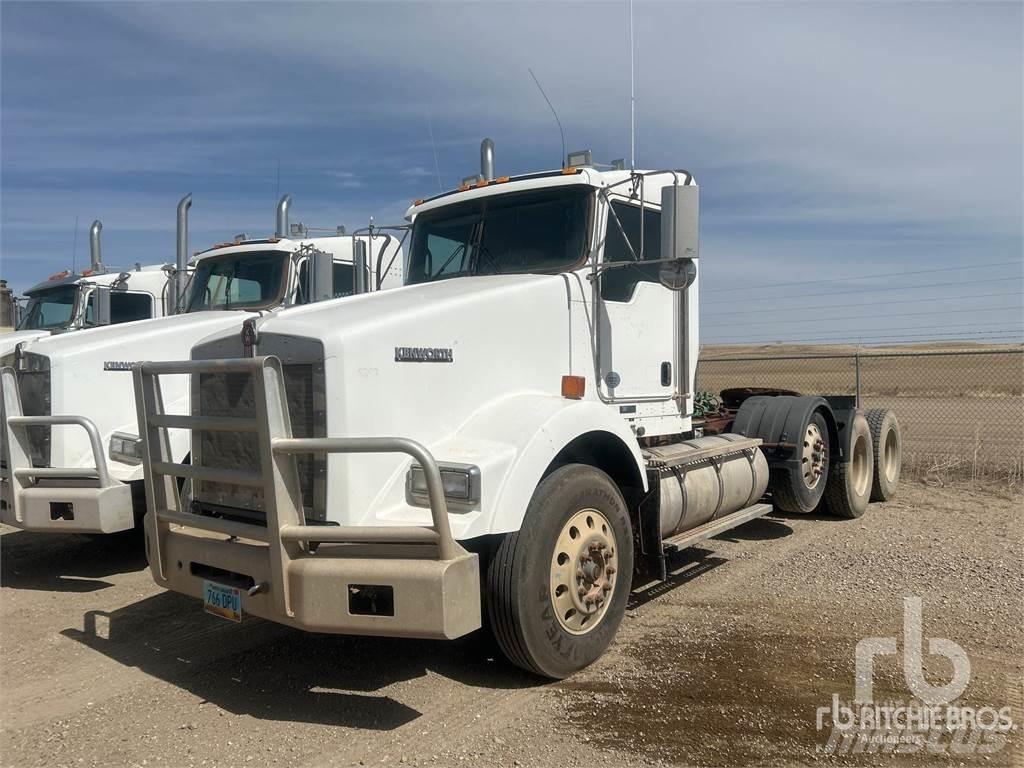 Kenworth T800 牵引车