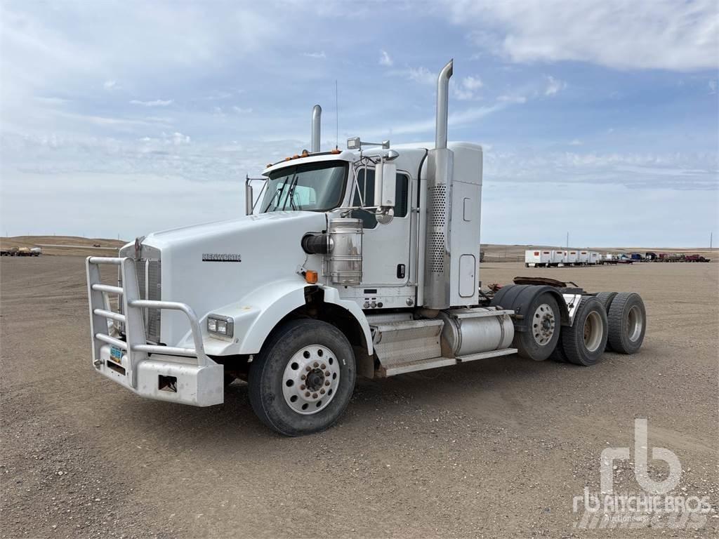 Kenworth T800 牵引车