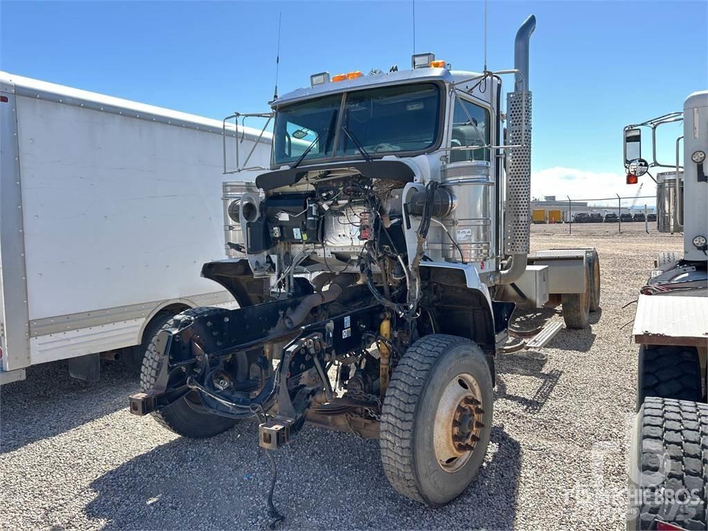 Kenworth T800 平板车