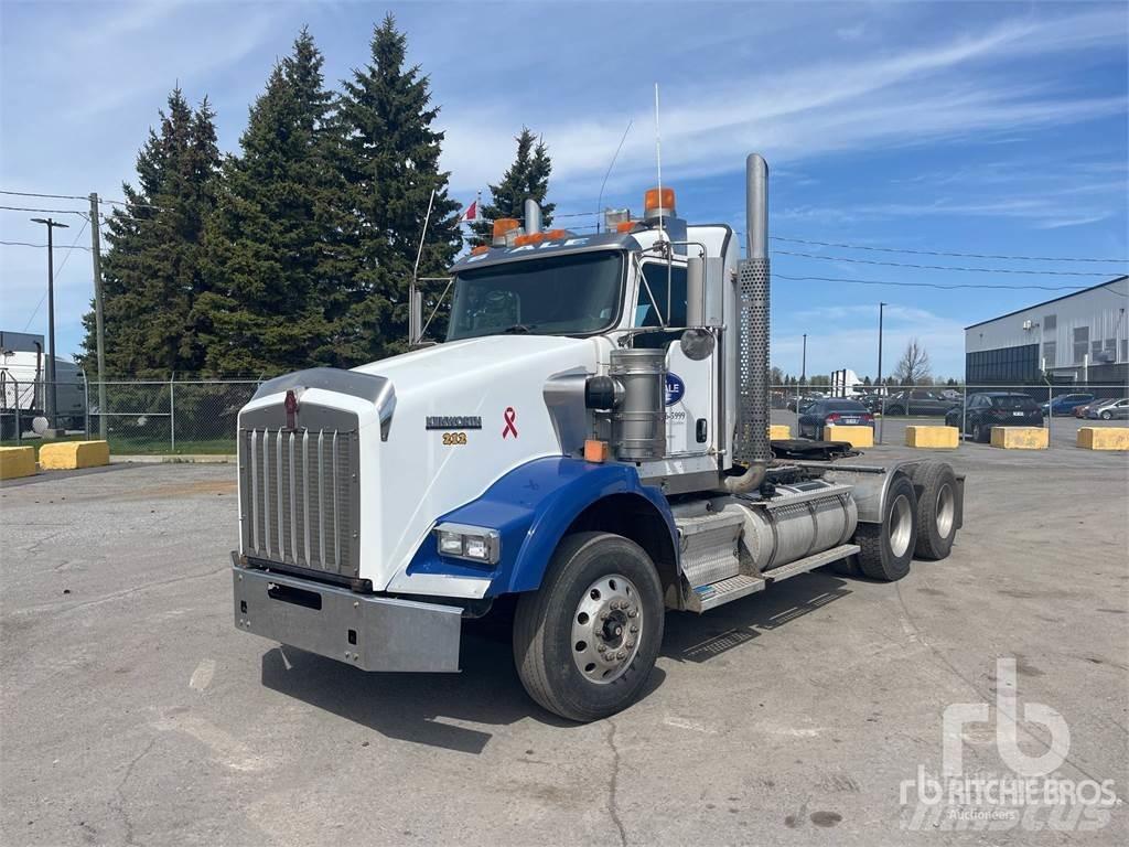 Kenworth T800 牵引车