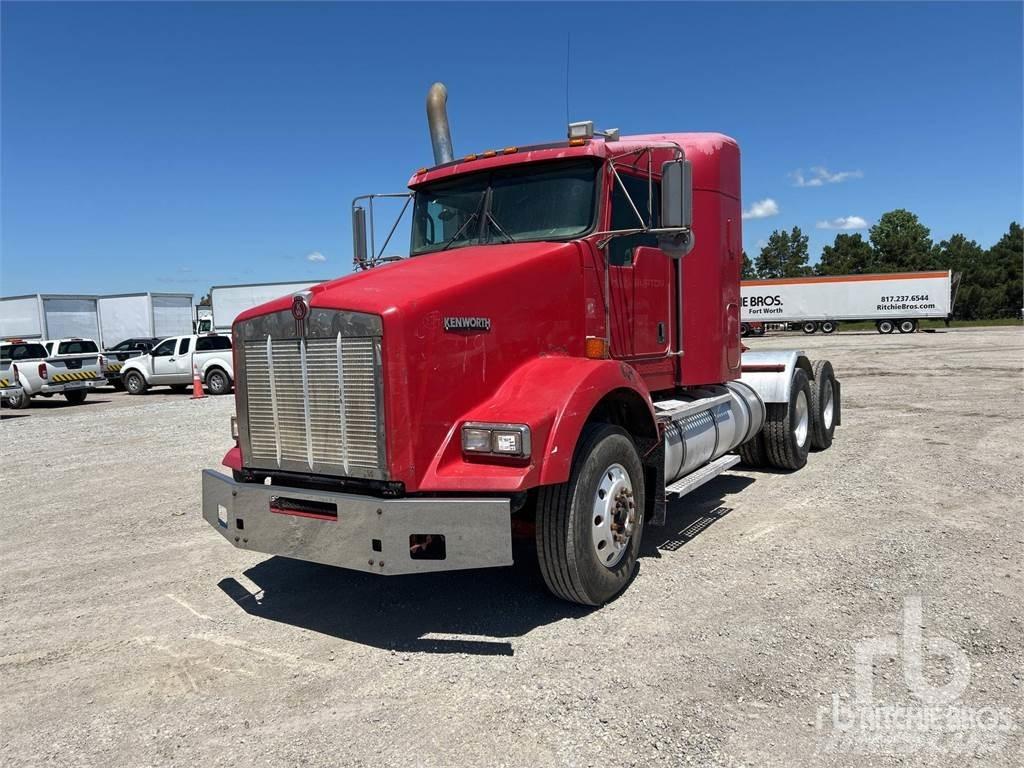 Kenworth T800 牵引车
