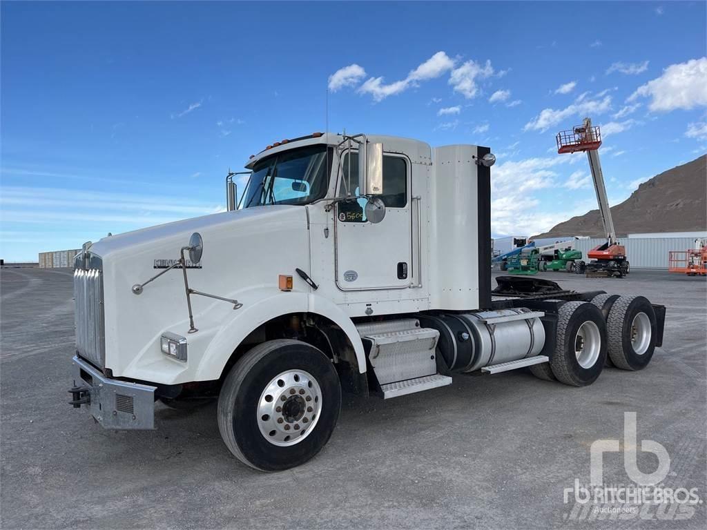 Kenworth T800 牵引车
