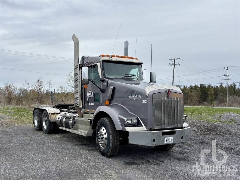 Kenworth T800 牵引车