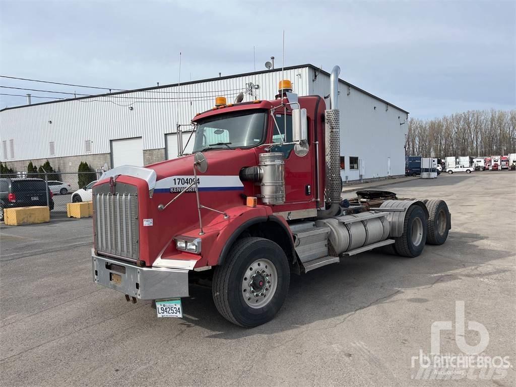 Kenworth T800 牵引车
