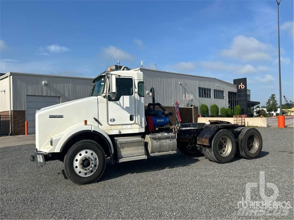 Kenworth T800 牵引车