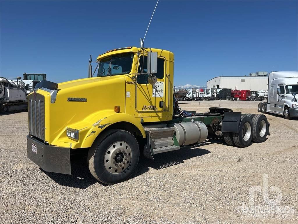 Kenworth T800 牵引车