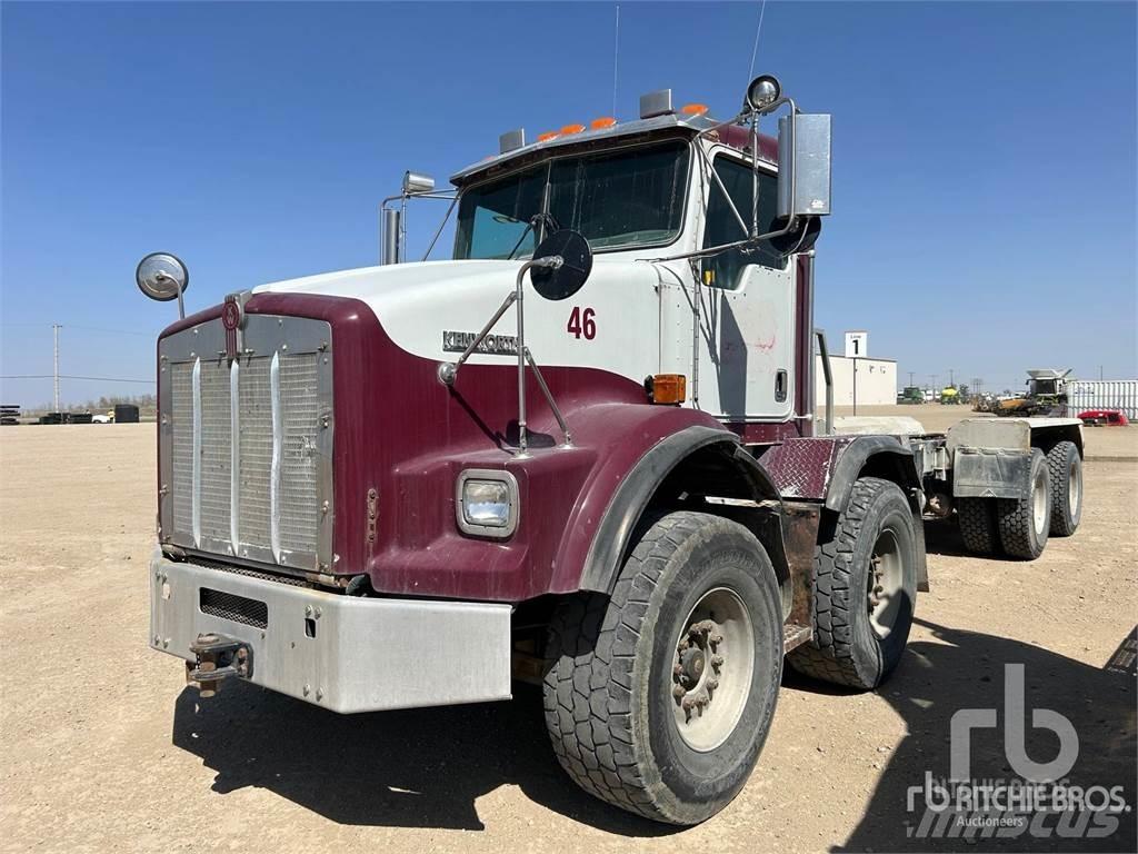 Kenworth T800 平板车