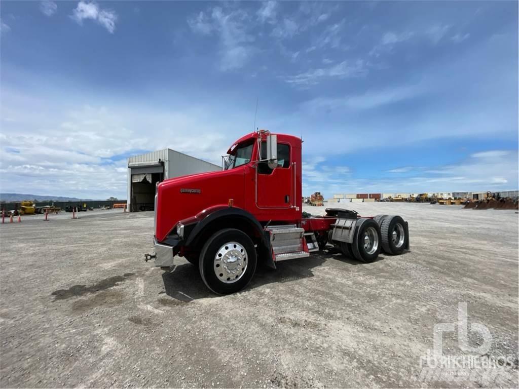 Kenworth T800 牵引车