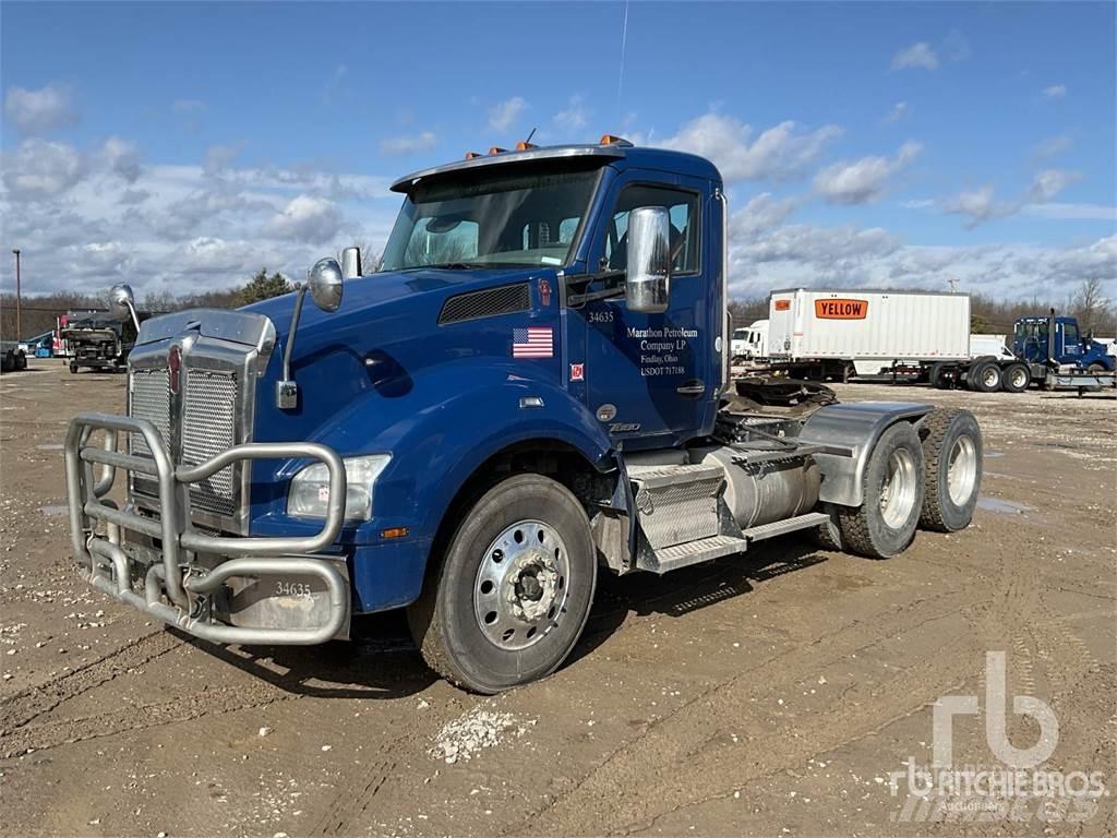 Kenworth T880 牵引车