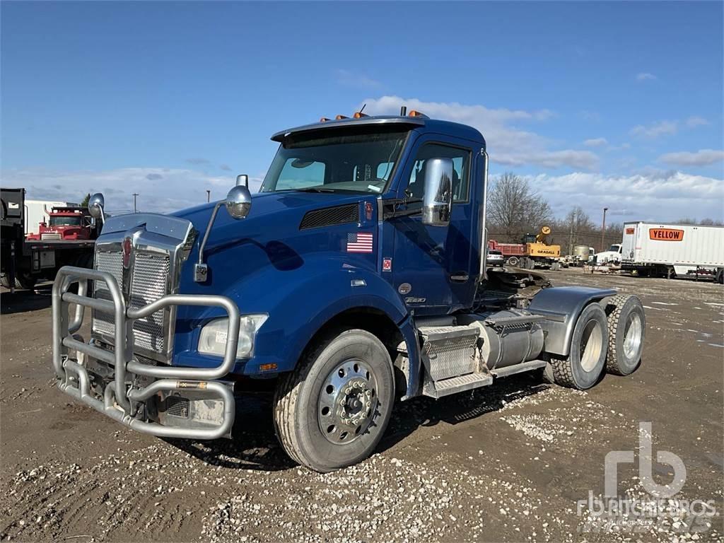 Kenworth T880 牵引车