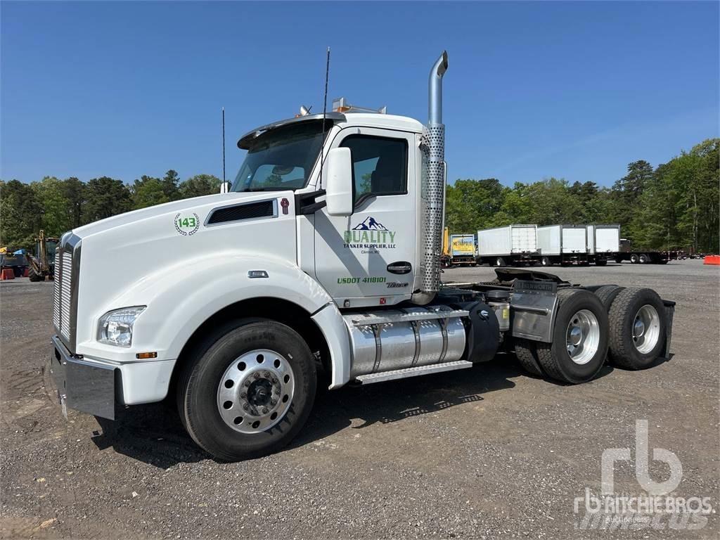 Kenworth T880 牵引车