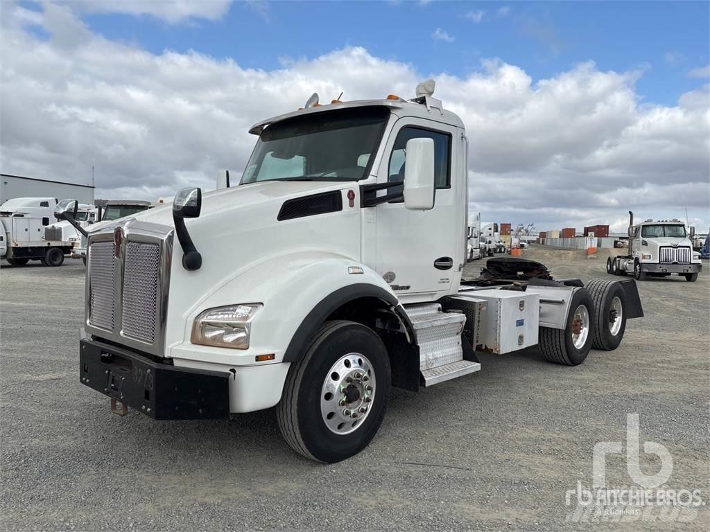 Kenworth T880 牵引车