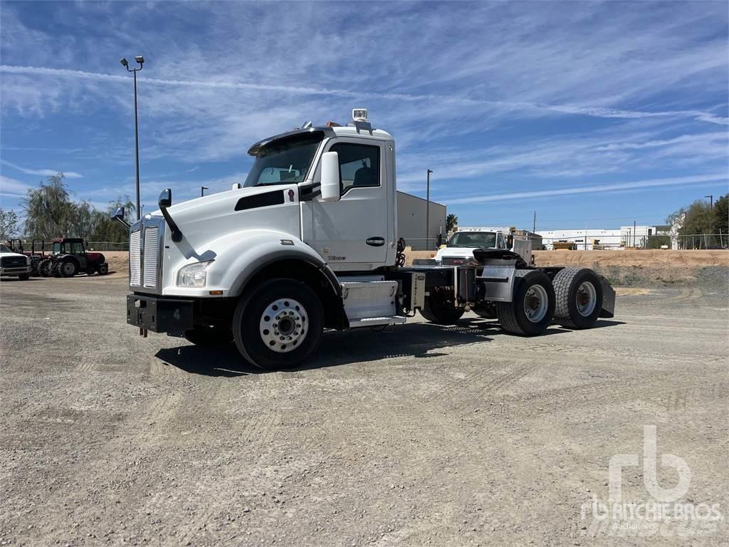 Kenworth T880 牵引车