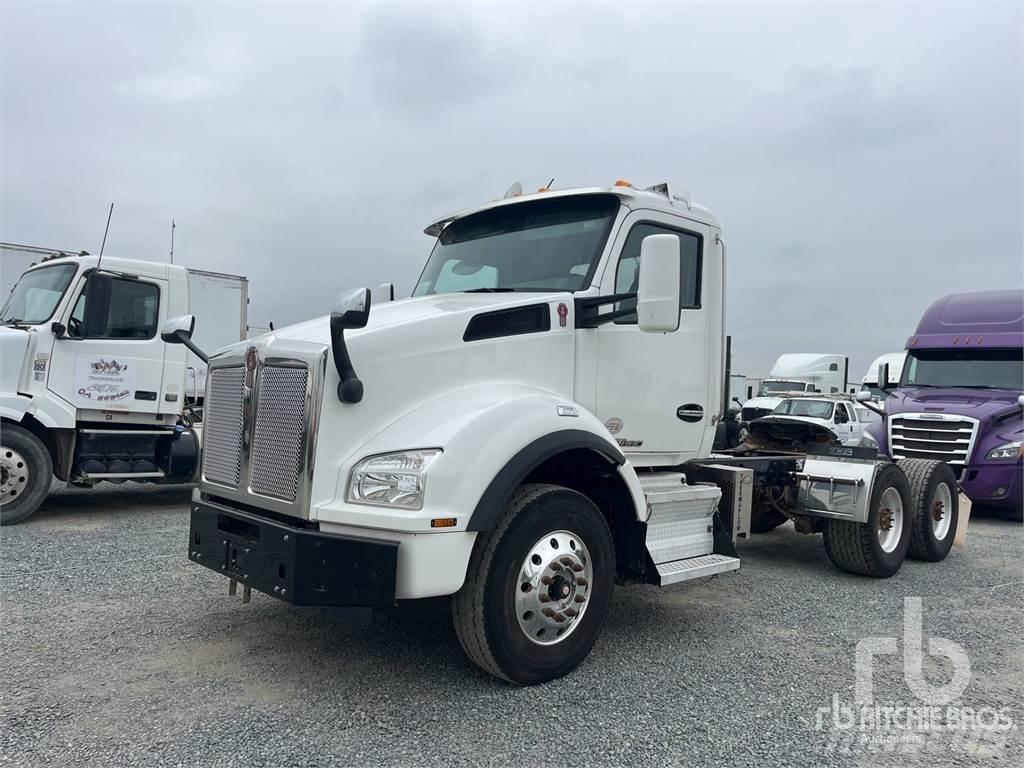 Kenworth T880 牵引车