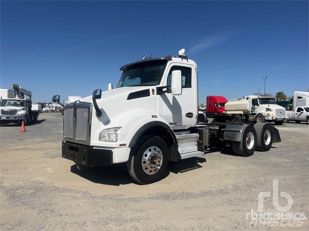 Kenworth T880 牵引车
