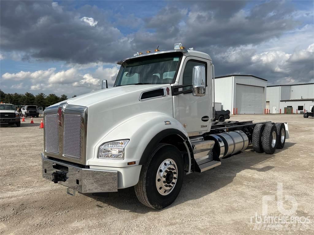 Kenworth T880 平板车