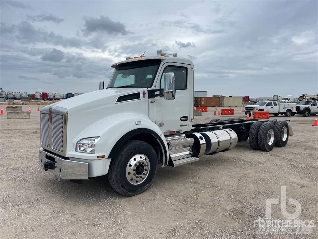 Kenworth T880 平板车