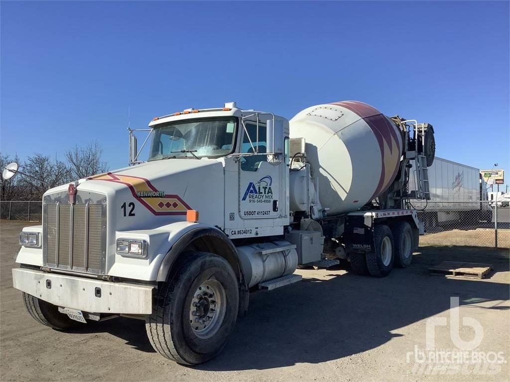 Kenworth W900 混凝土搅拌车