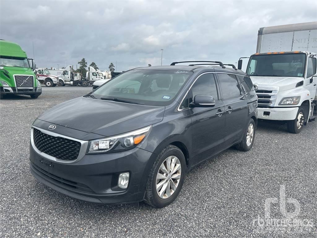 Kia SEDONA 大型面包车