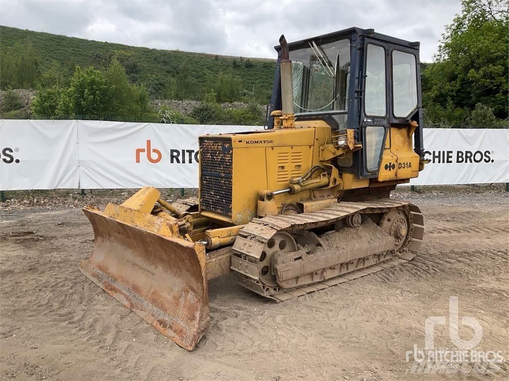 Komatsu D31A-17 履带式推土机