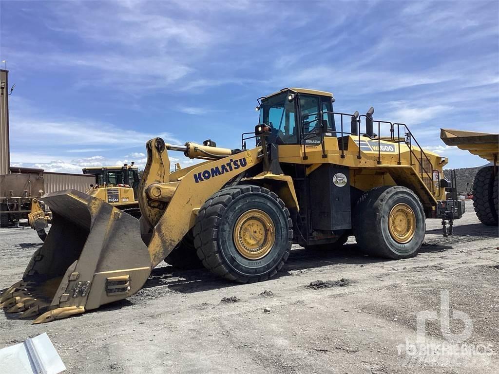 Komatsu WA600-8 轮式装载机