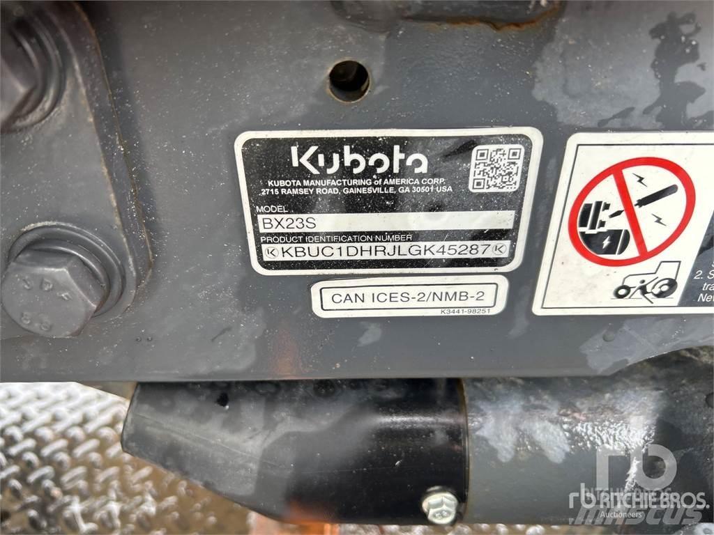 Kubota BX23S 小型拖拉机