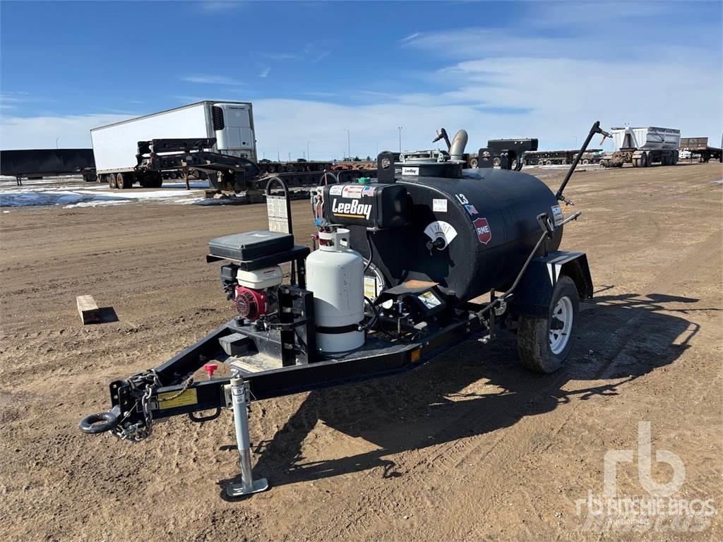 LeeBoy L300 其他拖车