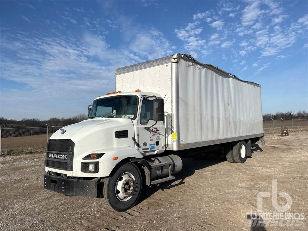 Mack MD 大型面包车