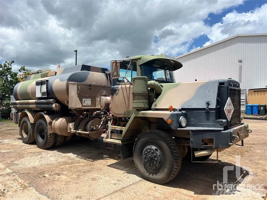 Mack R686ST 油罐车