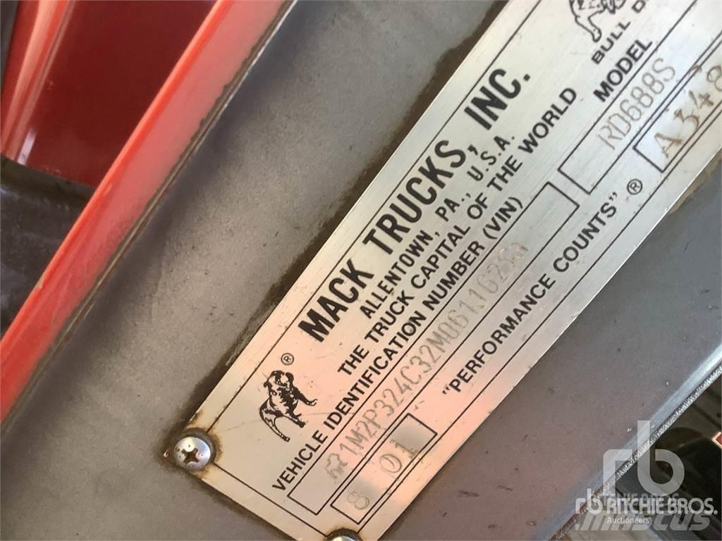 Mack RD688S 可拆卸式卡车