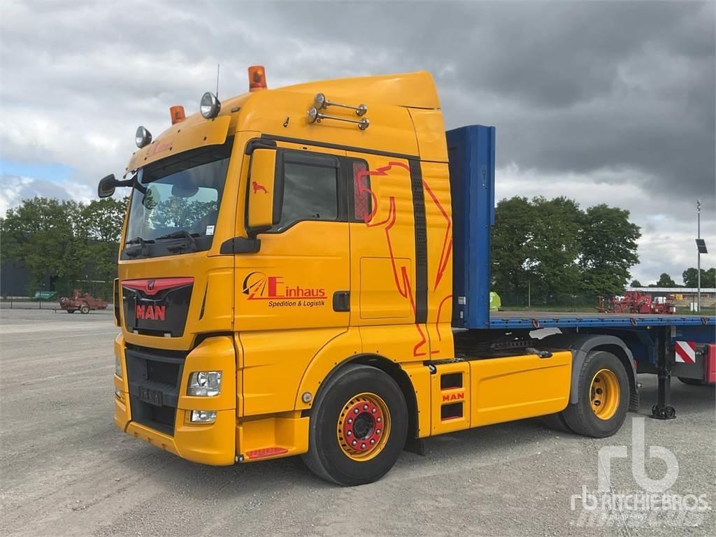 MAN TGX 牵引车