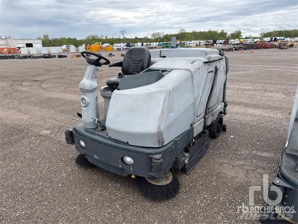 Nilfisk SC8000 扫地机
