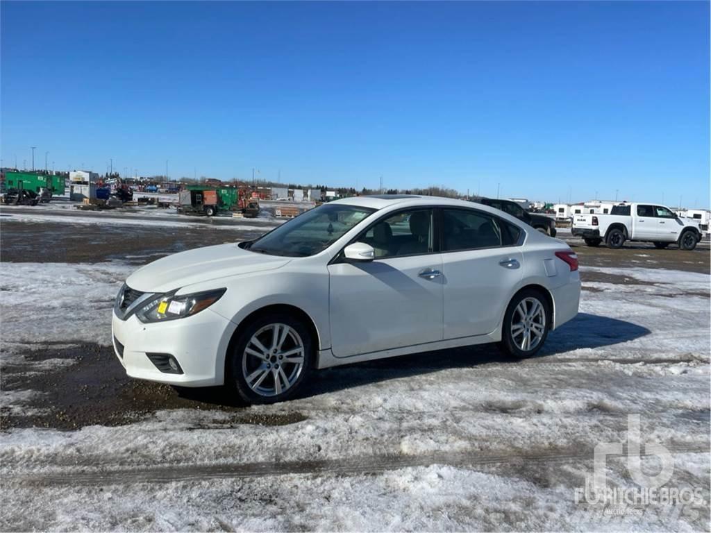 Nissan ALTIMA 汽车
