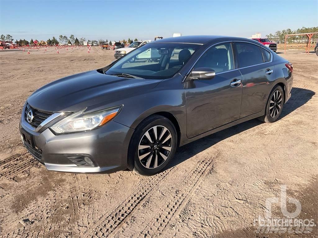 Nissan ALTIMA 汽车