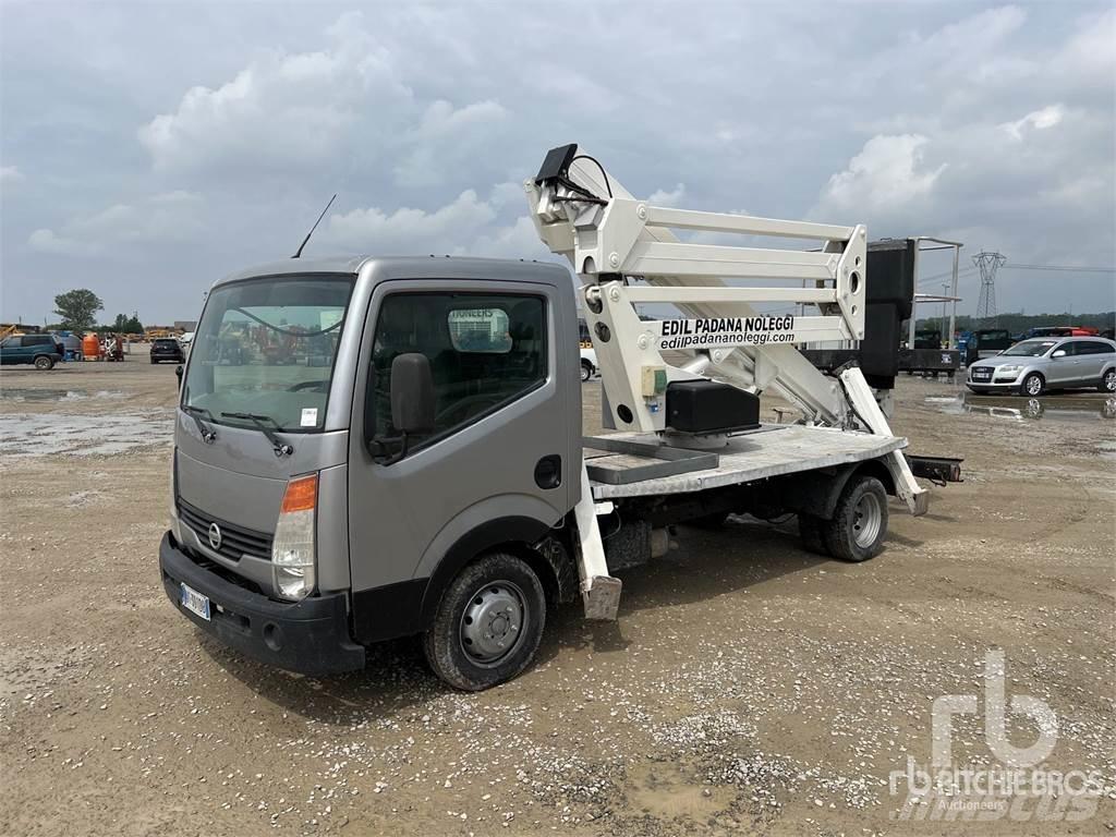 Nissan CABSTAR 拖拉移动式高空作业平台