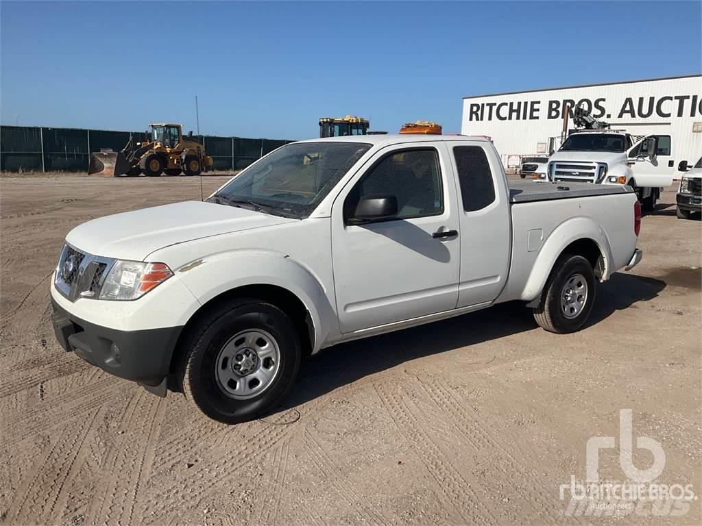Nissan FRONTIER 皮卡车