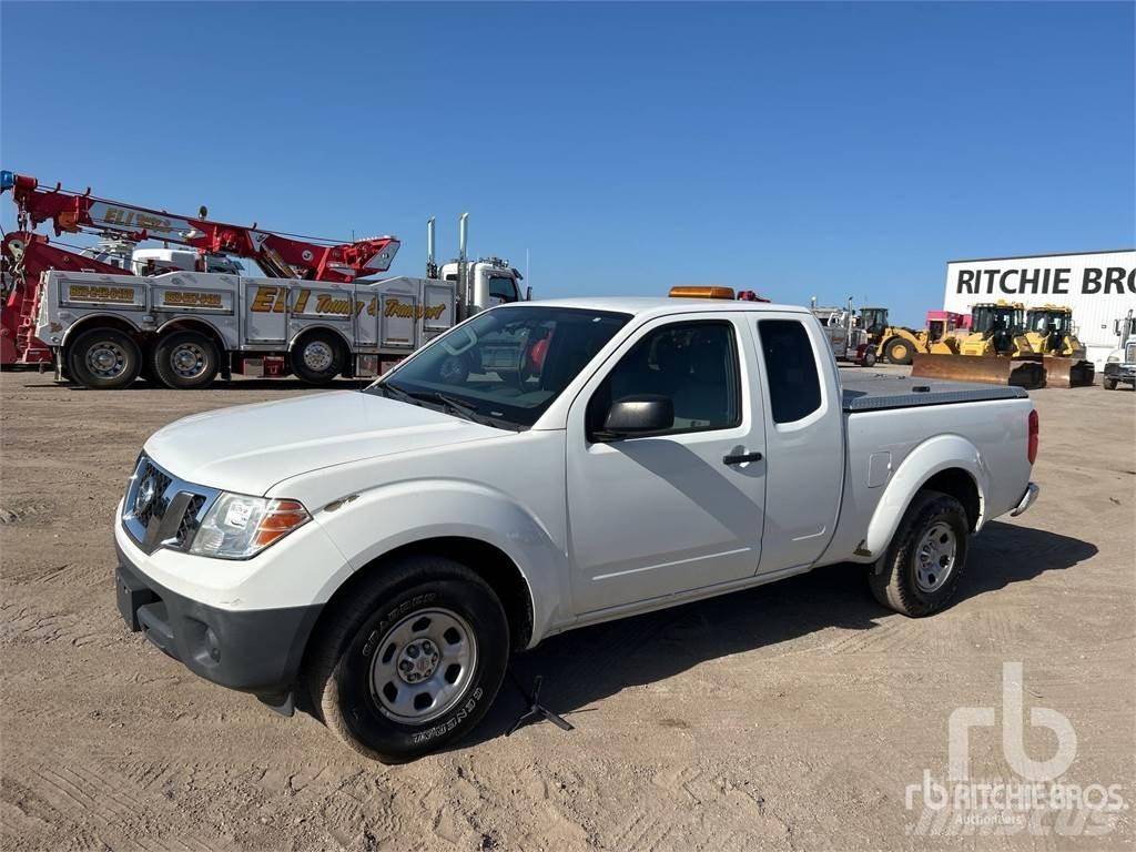 Nissan FRONTIER 皮卡车