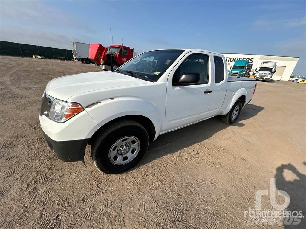 Nissan FRONTIER 皮卡车