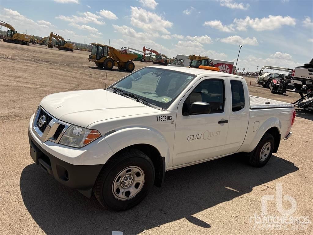 Nissan FRONTIER 皮卡车