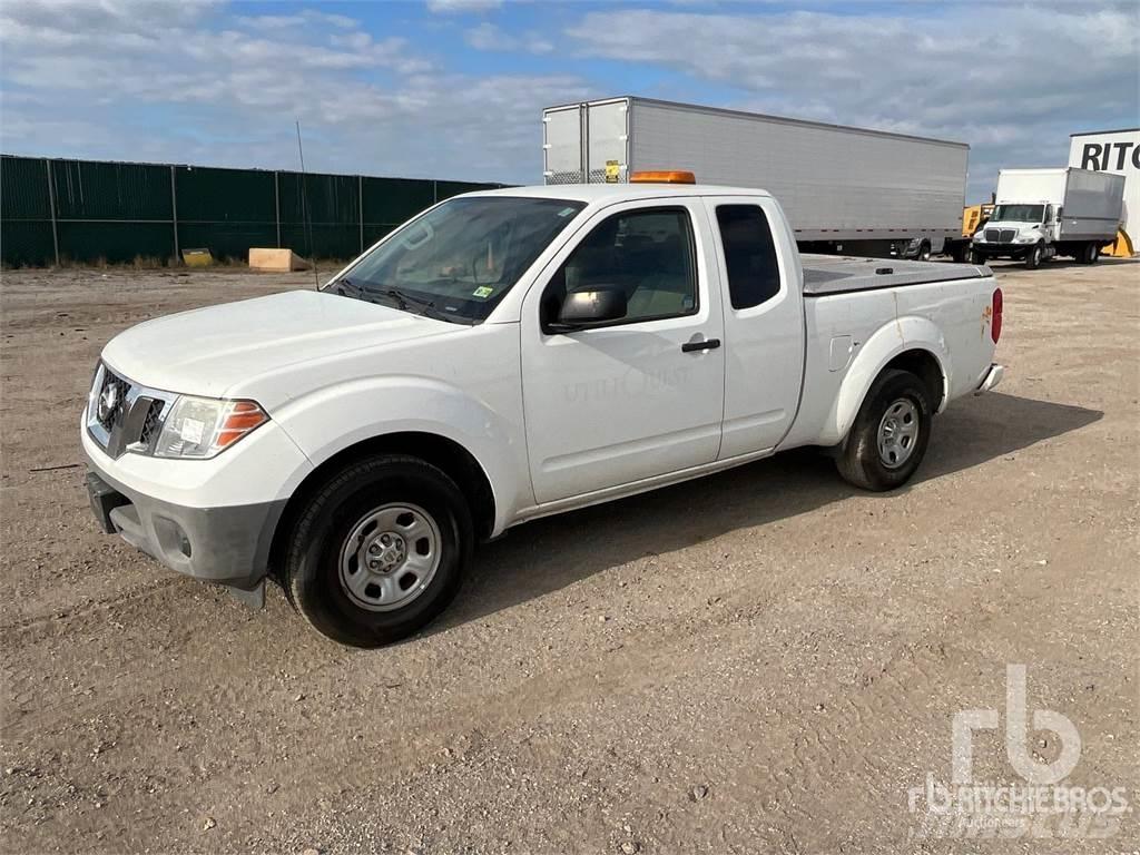 Nissan FRONTIER 皮卡车