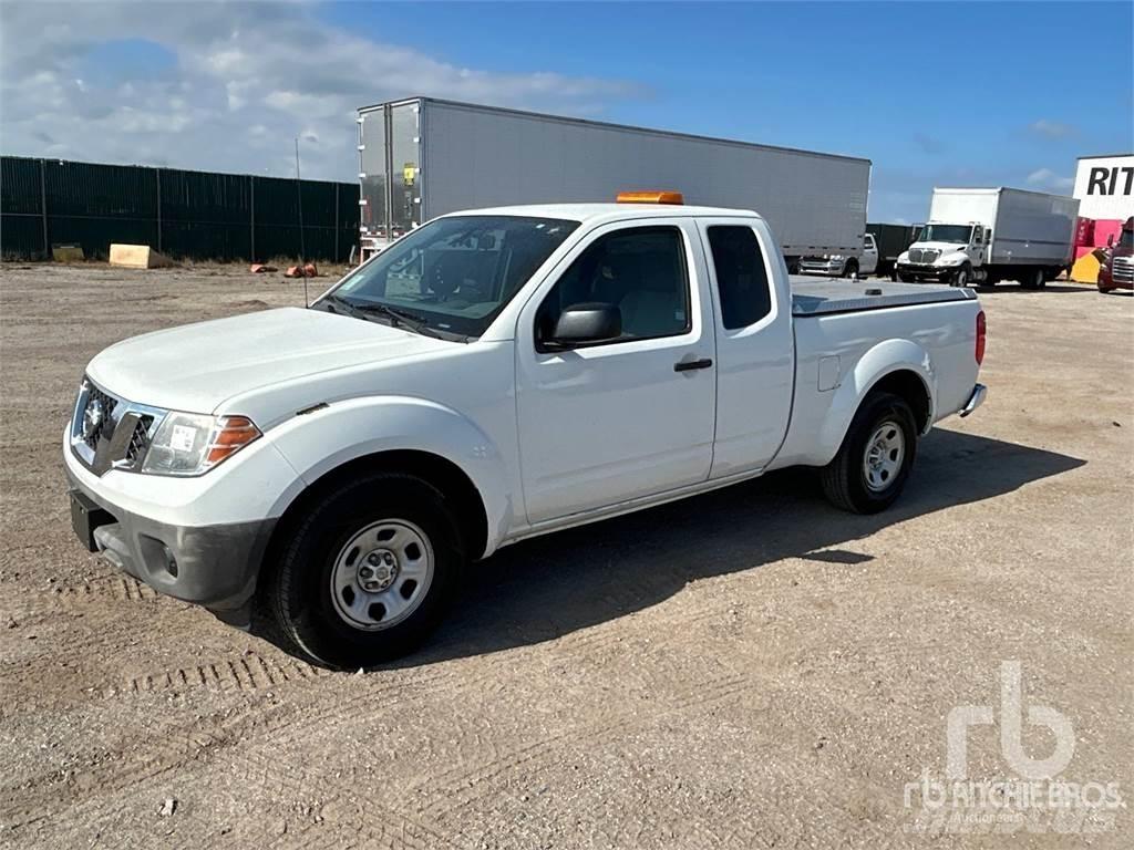 Nissan FRONTIER 皮卡车
