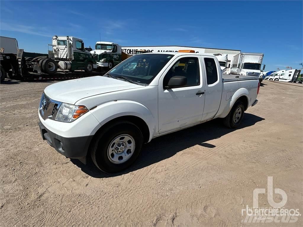 Nissan FRONTIER 皮卡车
