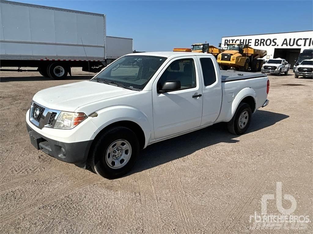 Nissan FRONTIER 皮卡车