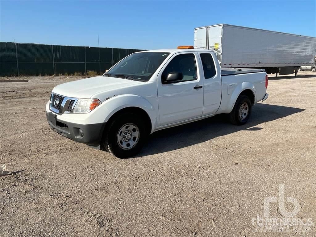 Nissan FRONTIER 皮卡车