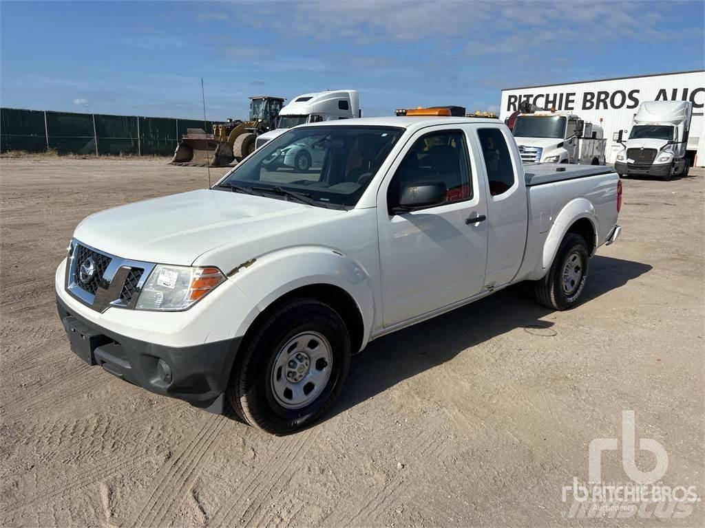 Nissan FRONTIER 皮卡车