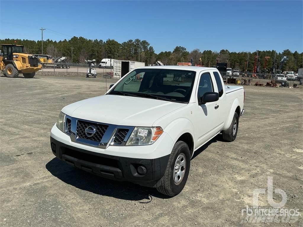Nissan FRONTIER 皮卡车