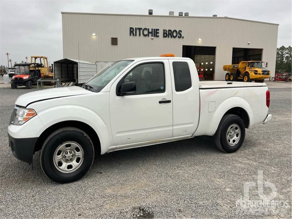 Nissan FRONTIER 皮卡车