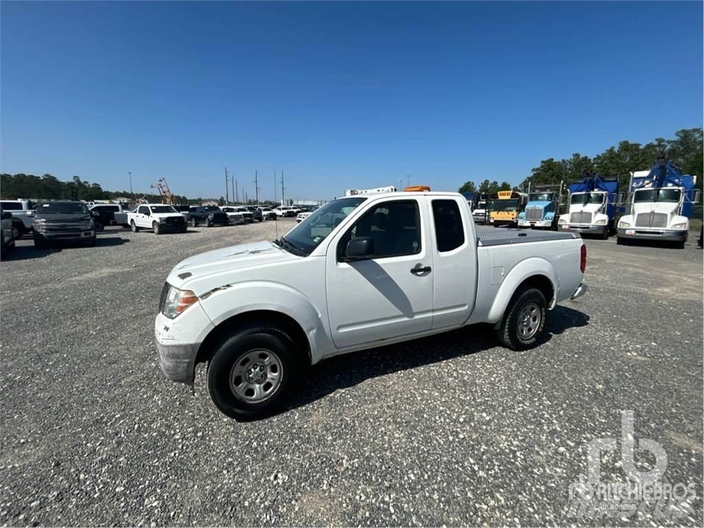 Nissan FRONTIER 皮卡车