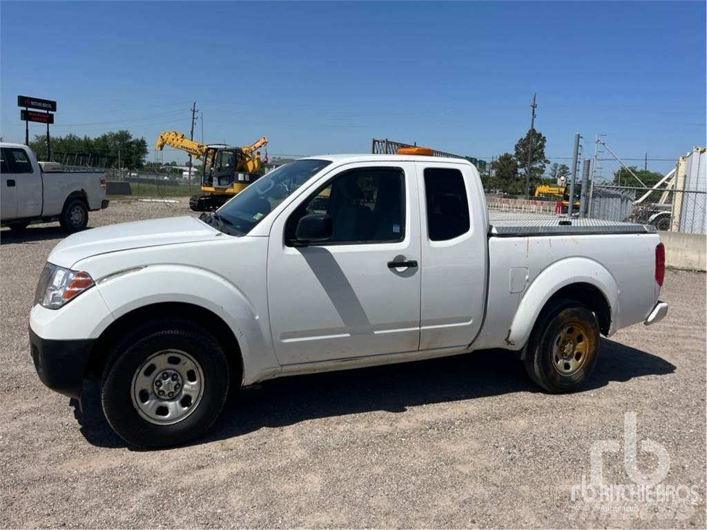 Nissan FRONTIER 皮卡车