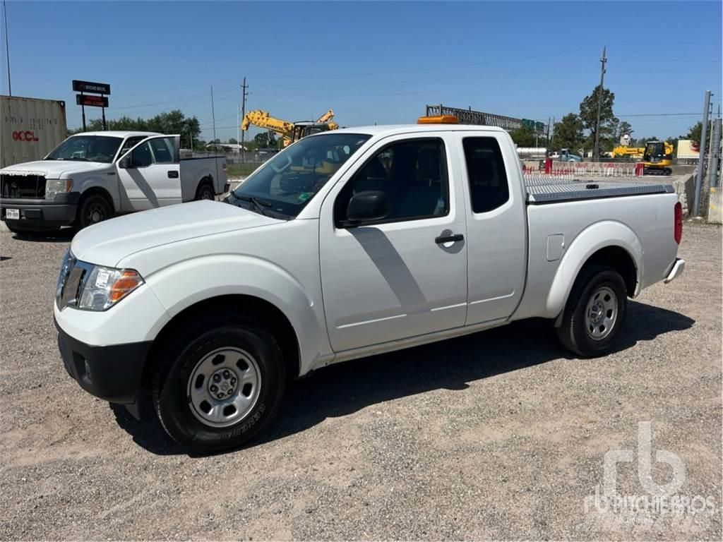 Nissan FRONTIER 皮卡车